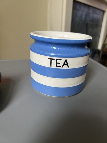 Green cornishware tea jar - t, g