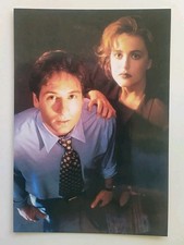 FOX MULDER AND DANA SCULLY 3 x Small Official Postcards THE X-FILES 