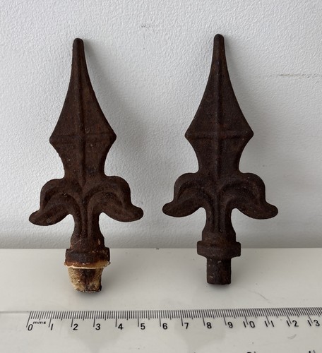 Salvaged cast iron arrow - iron,