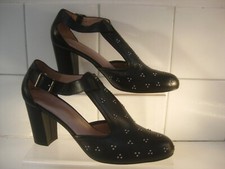 HOBBS NW3 COURT SHOES  6 39 mid high heels black studs t-bar leather rrp£149