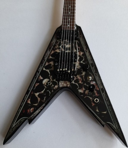 Dimebag darrell miniature - darrell,