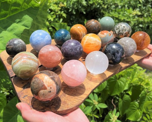 Large crystal spheres - spheres,, 1.5