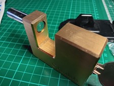 Chubb hasp staple - &,