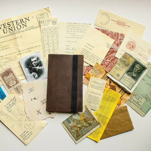 With hiddenprecious deposits - hiddenprecious,