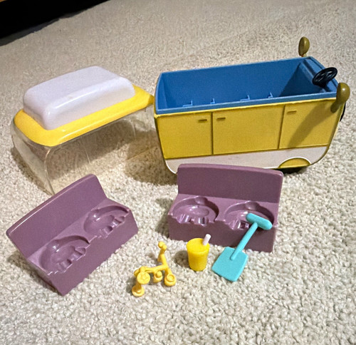 Peppa pig camper van with