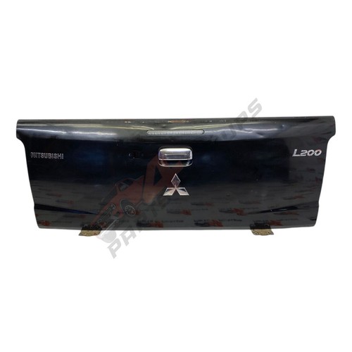Mitsubishi l200 tailgate - l200,