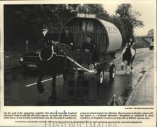 1985 Press Photo Headed to
