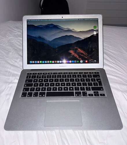 Apple macbook air 13in - apple,