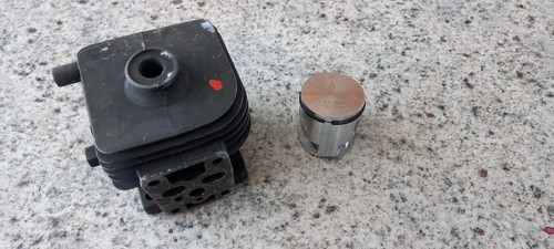 Stihl hs82 hedge cutter piston - hedge,