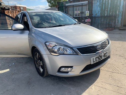 Kia ceed 2011 6 - kia, petrol