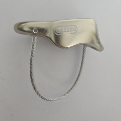Cassin piu belay device - piu,