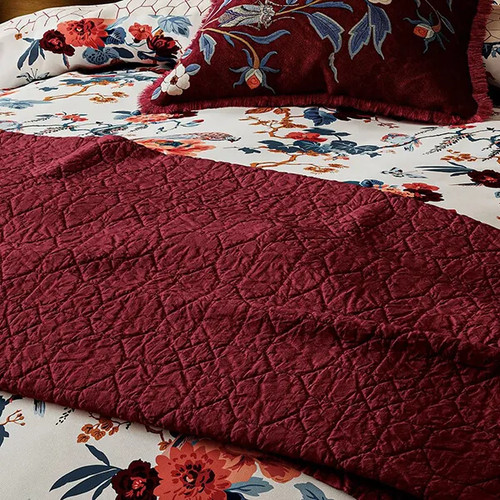 Chinoiserie charm blue red - v&a,