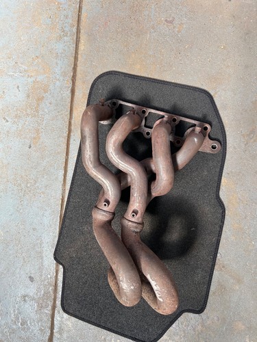 St170 exhaust manifold