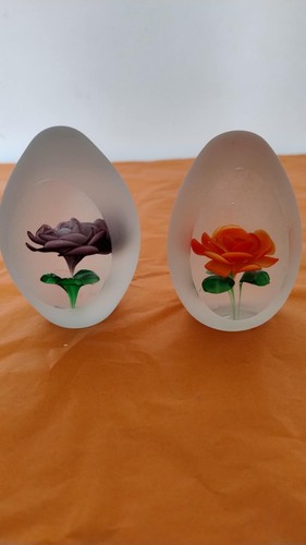 Flower paperweight art glass - art,