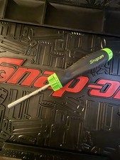 Snap On ratcheting screwdriver