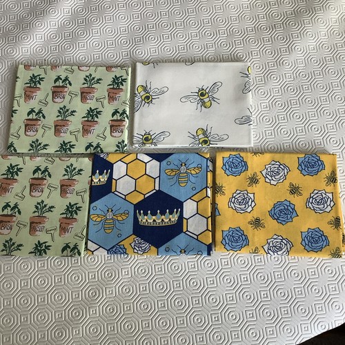 Cotton fat quarters - 5, bees
