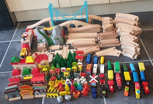 Huge bundle wooden - bundle, railway
