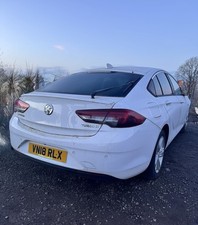 VAUXHALL INSIGNIA BREAKING