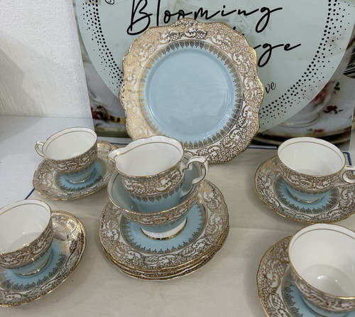 Vtg royal stafford blue gold - royal,