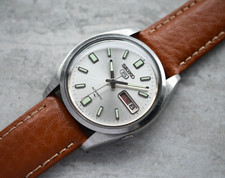 June 1982 Vintage Seiko Automatic 7009 Leather Silver Dial Day Date Watch