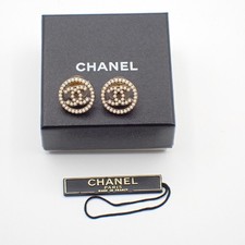 CHANEL CC Logo Imitation Pearl