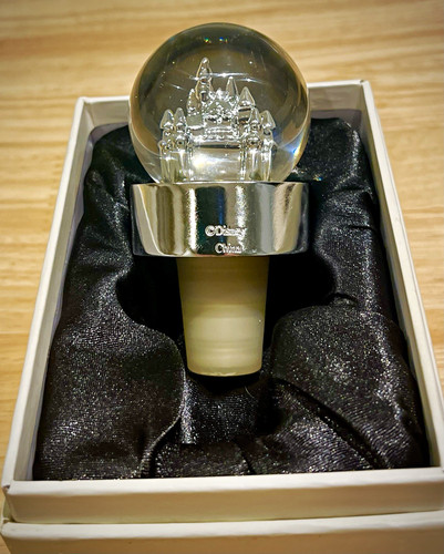 Disney castle glass metal - disney,