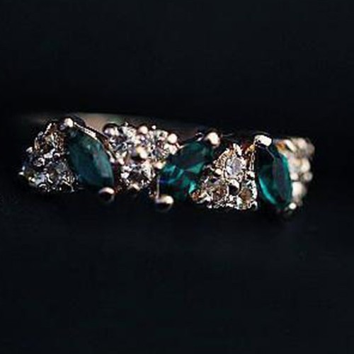 Charming emerald ring - ring, with