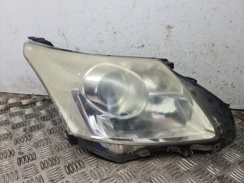 Toyota avensis headlight - toyota,
