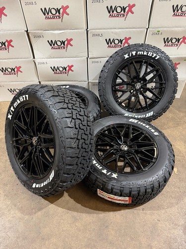 Brand new set - , 18”
