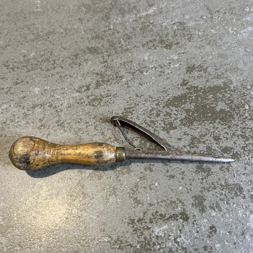 Vintage browns patent - browns, bodger