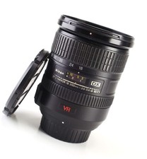 Nikon AF-S DX VR 18-200mm