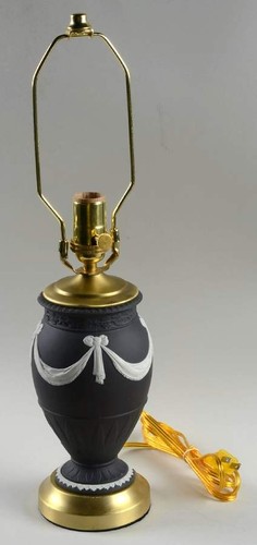 Wedgwood cream color - color, on