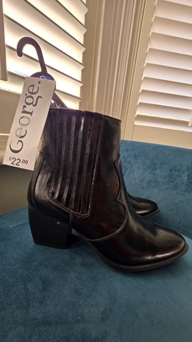 Black western ankle boot size - western,