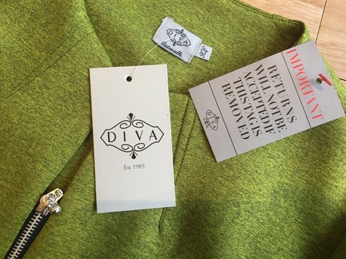 Bnwt 119 diva catwalk - bnwt,