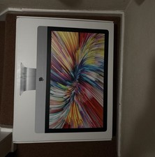 Apple iMac 27” (Retina 5K, 2020) – Intel i5, 8GB, 256GB SSD – Perfect Condition