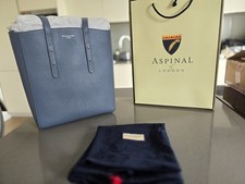 BRAND NEW Aspinal Of London Essential Leather Tote Bag in Heritage Blue Pebble