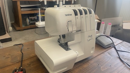 Brother 2104d overlocker - 2104d,