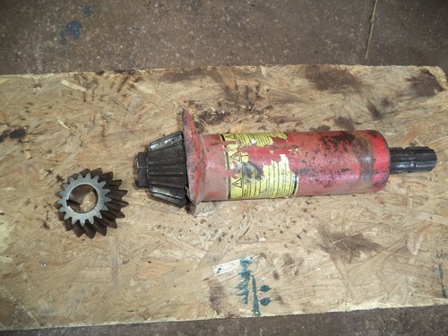 Haybob input shaft gears 300 - +,