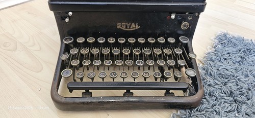 Vintage royal standard - vintage,