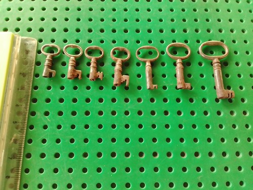 Vintage keys - vintage, x