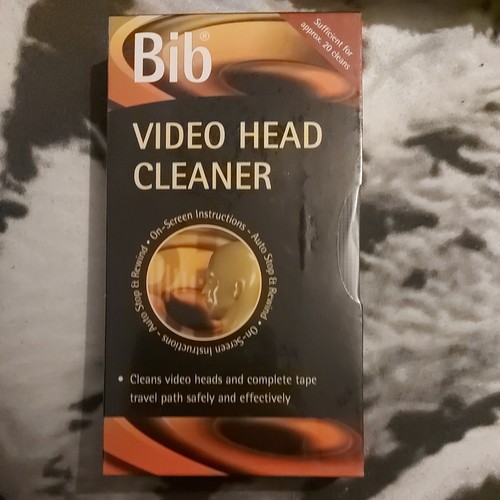 Bib video head - cleaner,