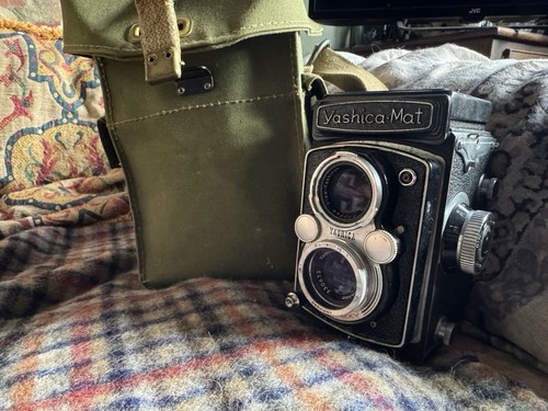 Yashica mat black - yashica, yashica-mat
