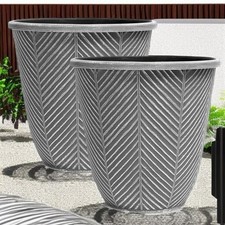 Palmetto Tall Planter 31cm