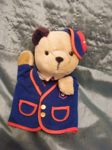 Sooty sweep scampi hand - &,