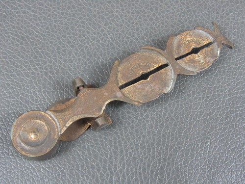 Antique brass coin - , sovereign