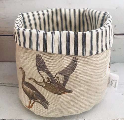 Emily bond ducks - bond, fabric