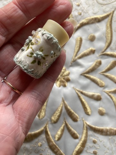 Antique victorian embroidered - antique/victorian,