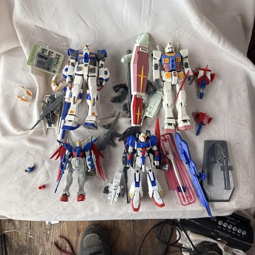 Gundam model kit - , bundle