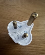 5A Round Pin Plug Top BS546 5