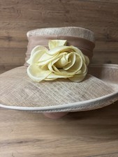 Lady's Wedding races Special